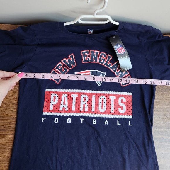 NFL Patriots Youth or Women's T-Shirt NWT - Picture 6 of 7